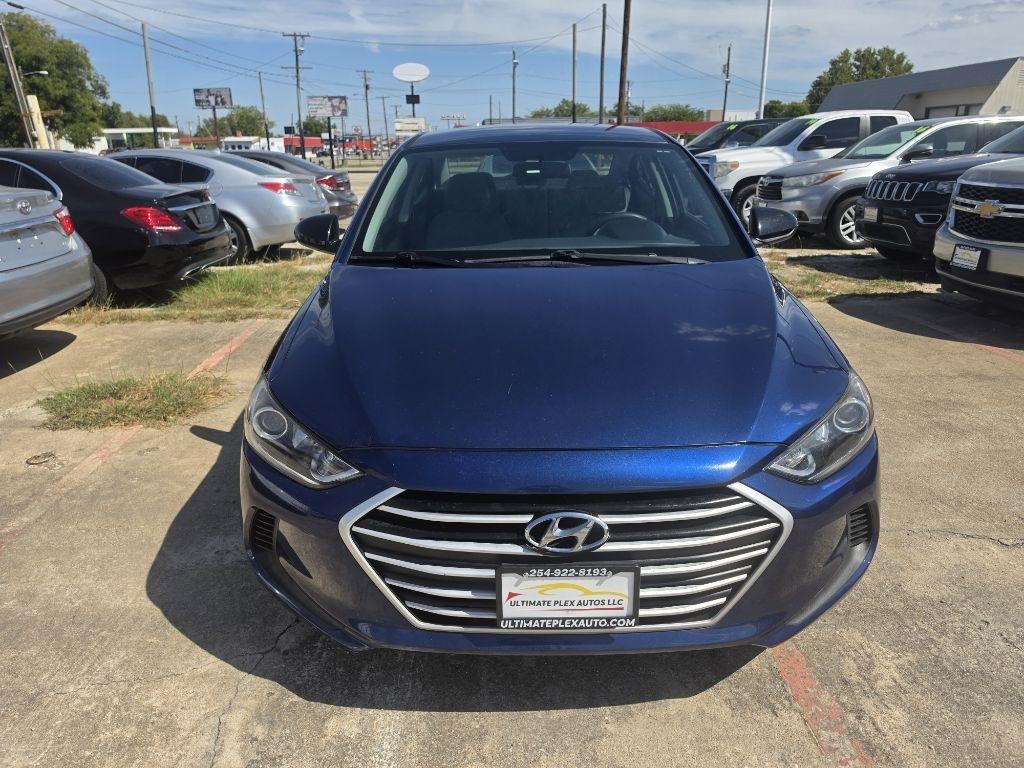 Hyundai Elantra  2018