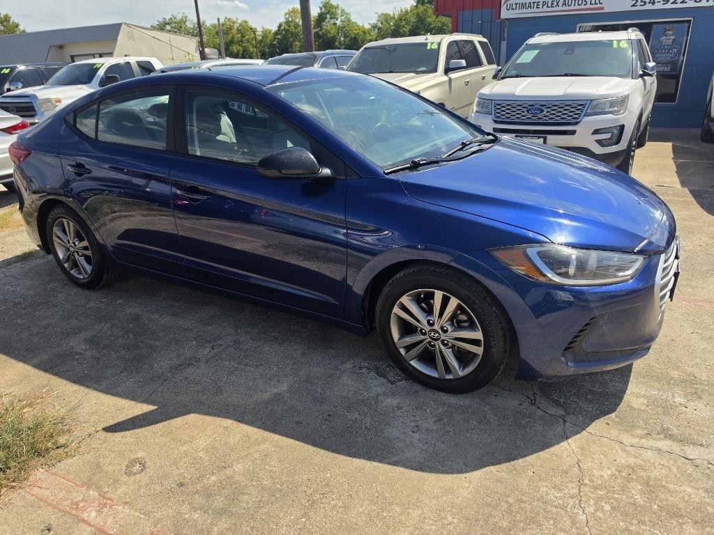 Hyundai Elantra  2018