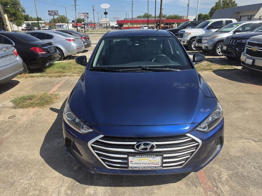 Hyundai Elantra  2018