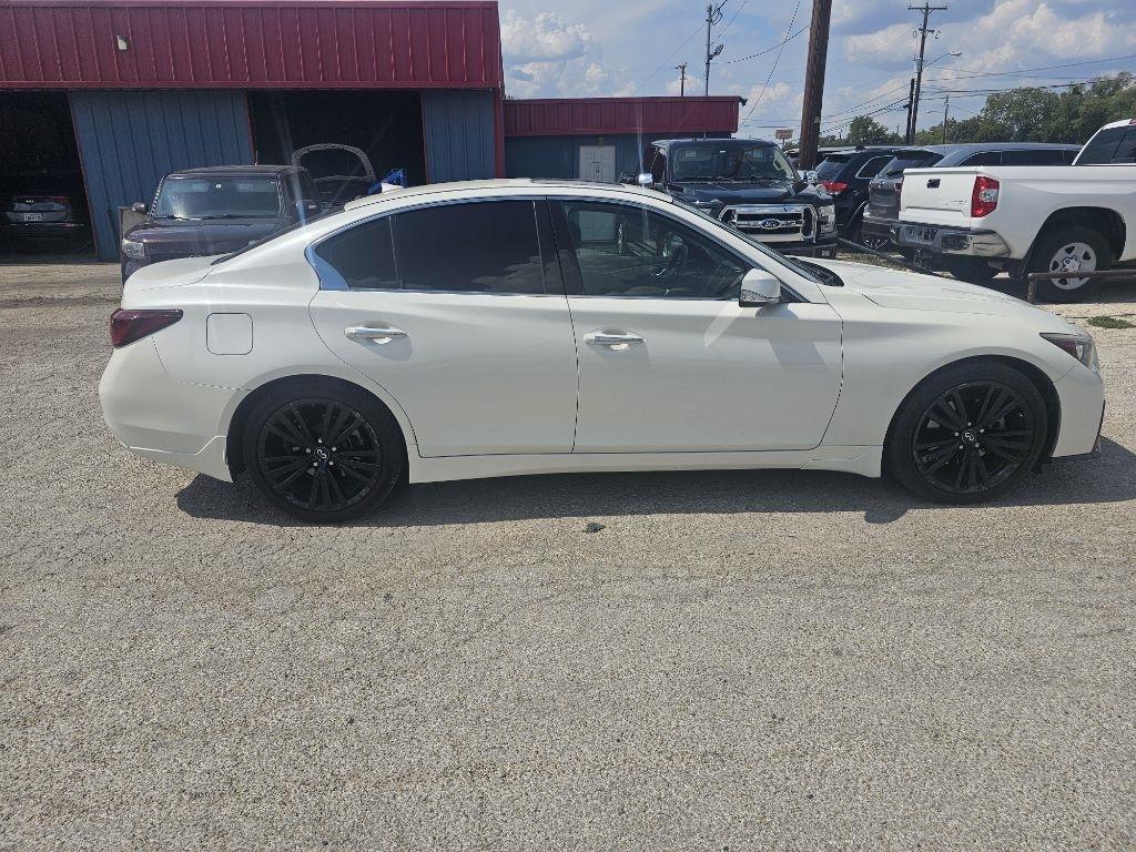 Infiniti Q50  2018