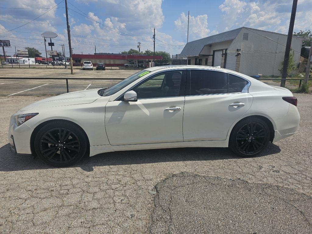 Infiniti Q50  2018