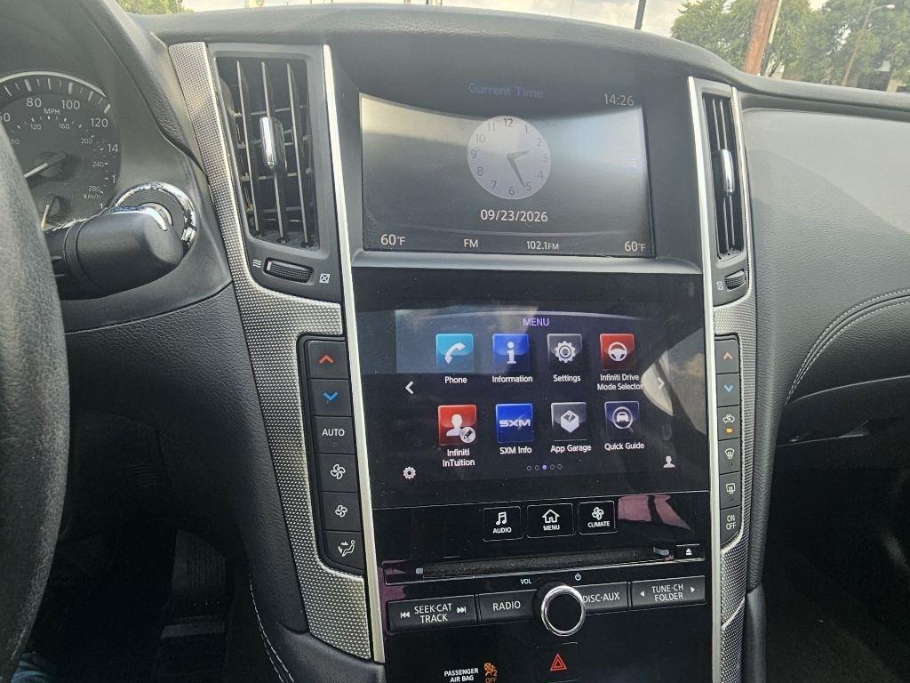 Infiniti Q50  2018
