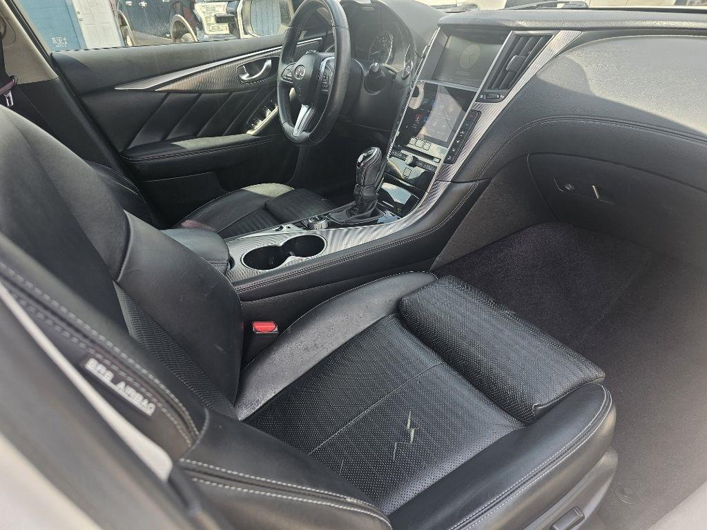 Infiniti Q50  2018