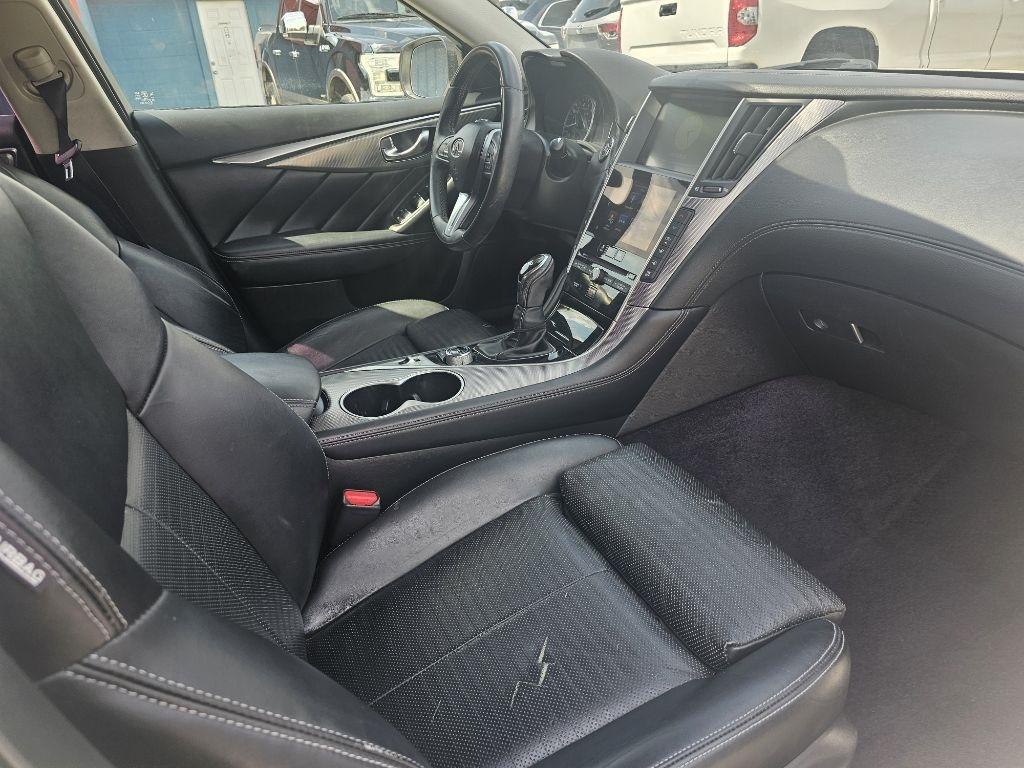 Infiniti Q50  2018