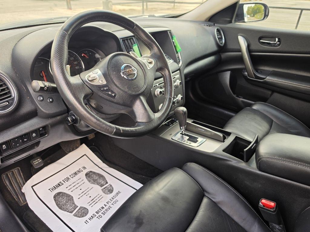 Nissan Maxima photo 20
