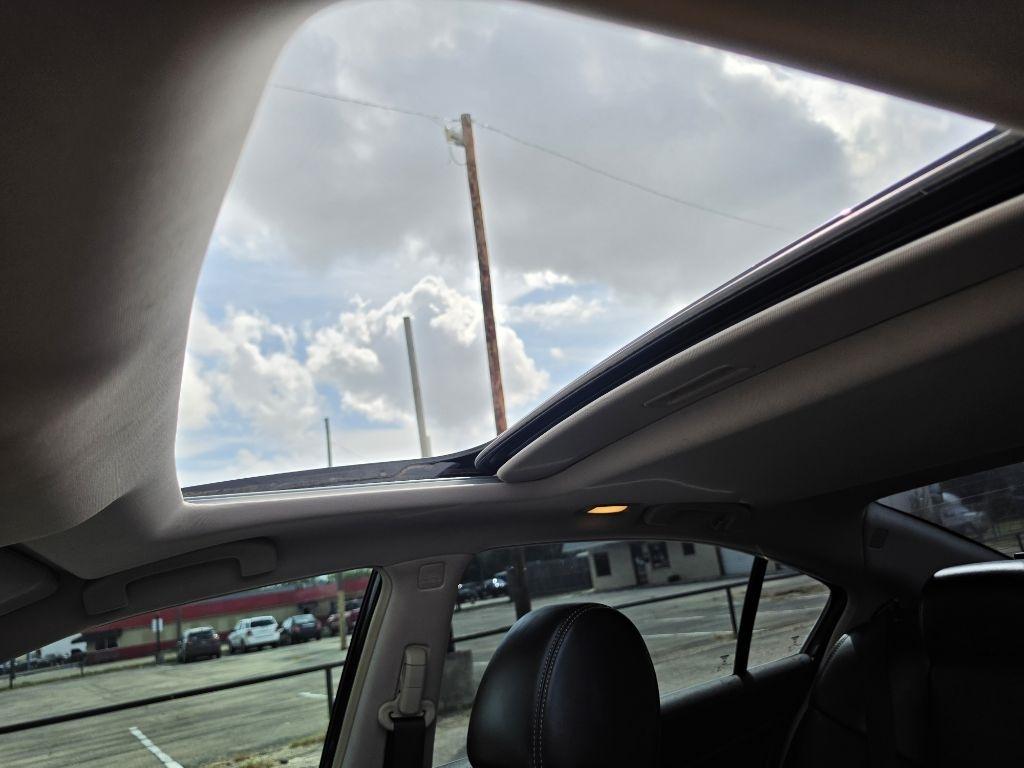 Nissan Maxima photo 24