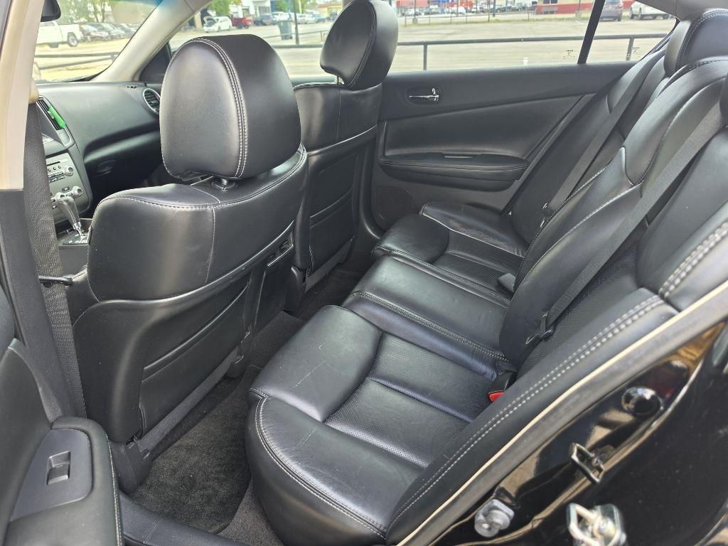 Nissan Maxima photo 27