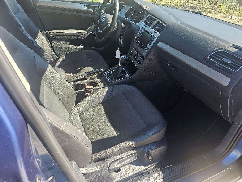 Volkswagen Golf  2015