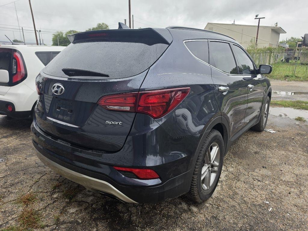 Hyundai Santa Fe Sport photo 2