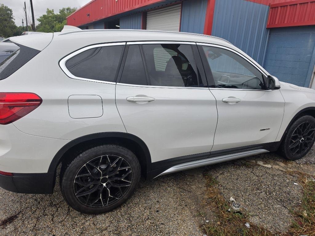 BMW X1 photo 6