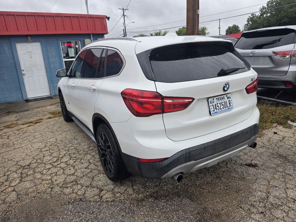 BMW X1 photo 10
