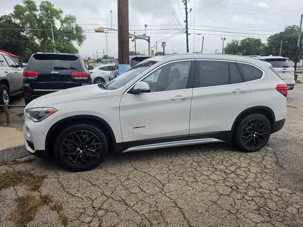 BMW X1 photo 11