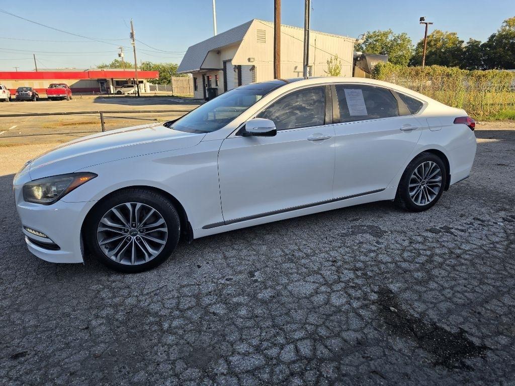 Hyundai Genesis photo 8