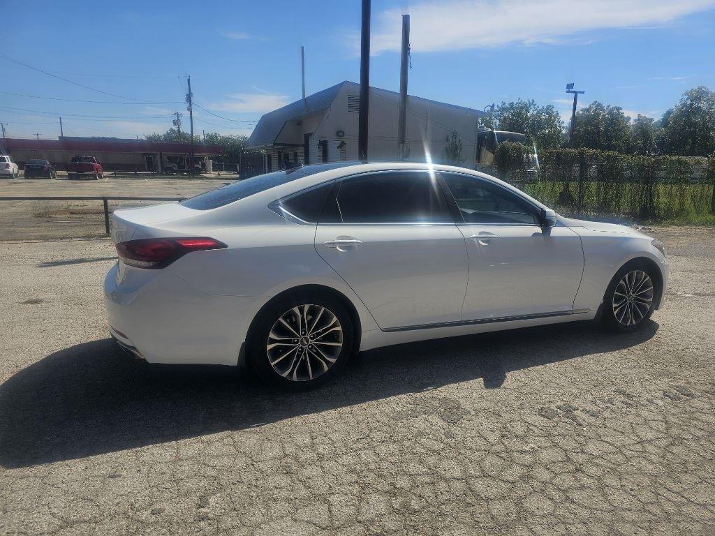 Hyundai Genesis photo 27