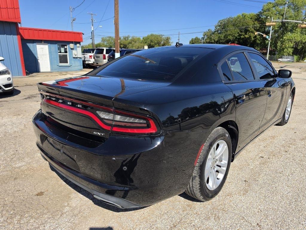 Dodge Charger photo 6