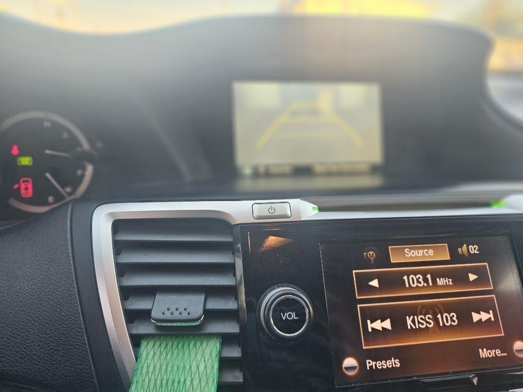 Honda Accord photo 26