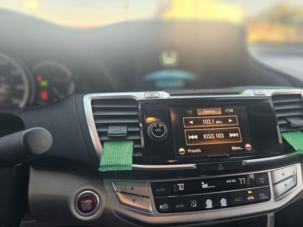 Honda Accord photo 27