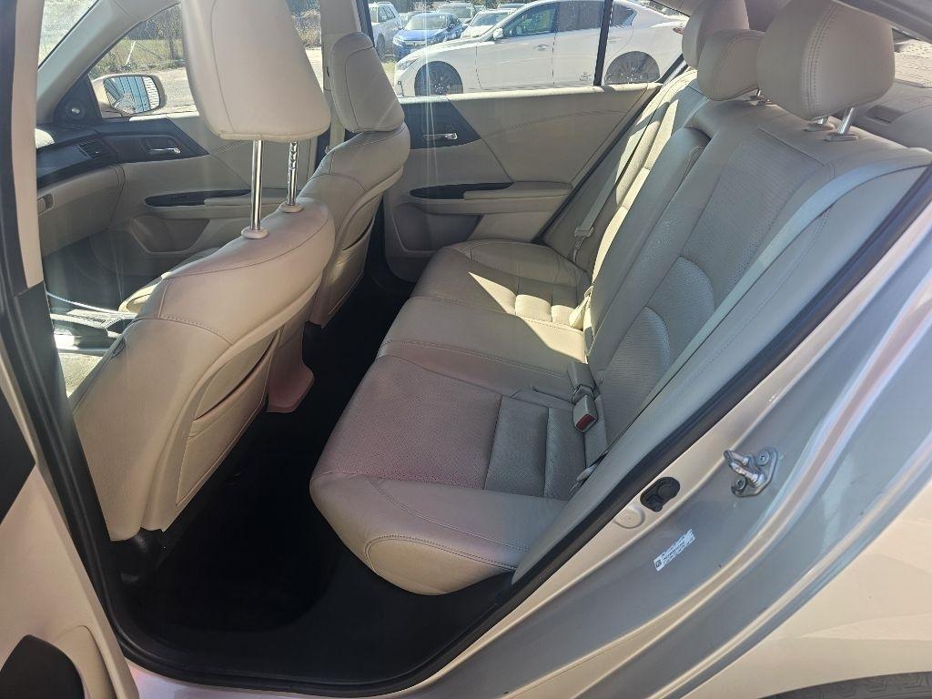 Honda Accord photo 39