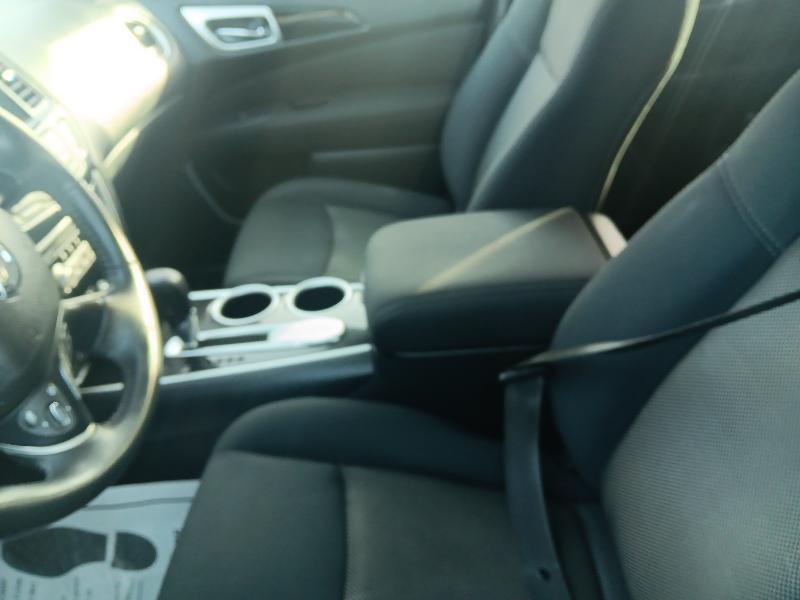 Nissan Pathfinder Platinum 2WD 2017