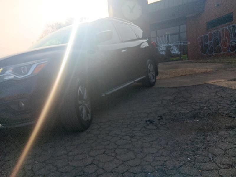 Nissan Pathfinder Platinum 2WD 2017