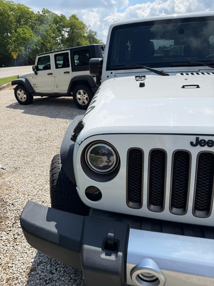 Jeep Wrangler Unlimited Sahara 4WD 2012