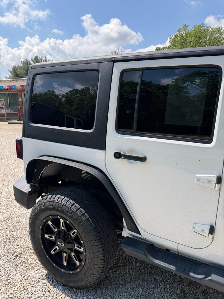 Jeep Wrangler Unlimited Sahara 4WD 2012