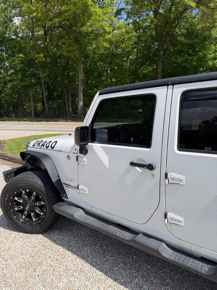 Jeep Wrangler Unlimited Sahara 4WD 2012