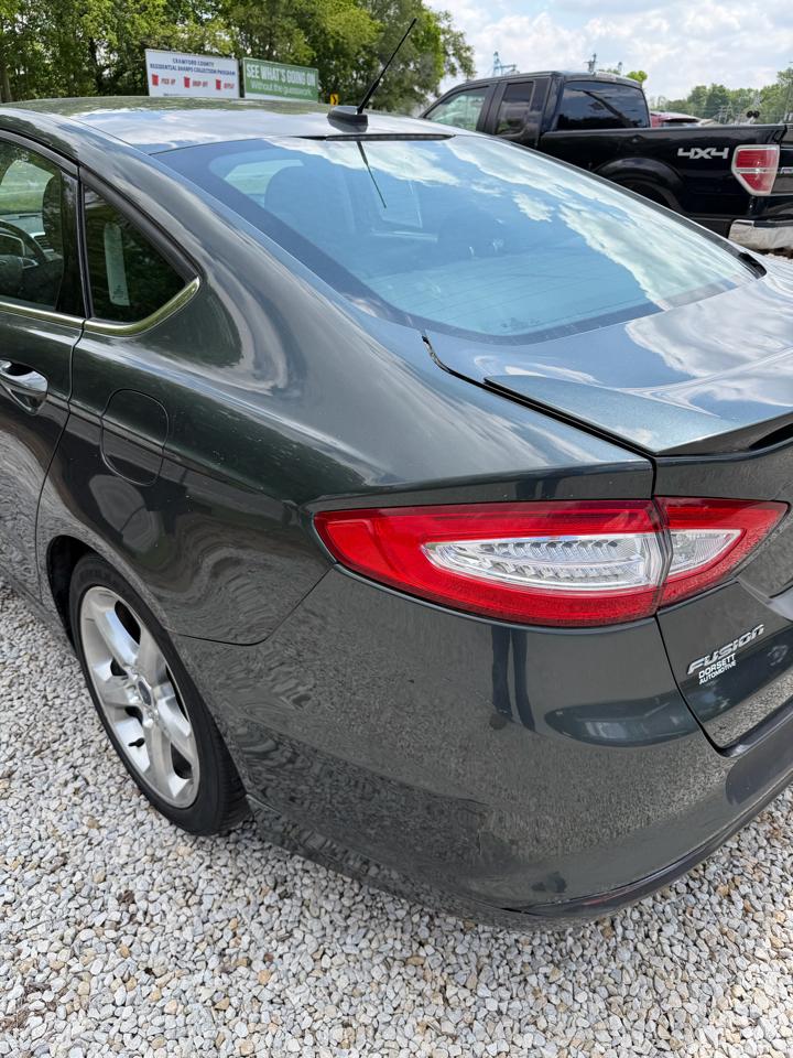 Ford Fusion SE 2015