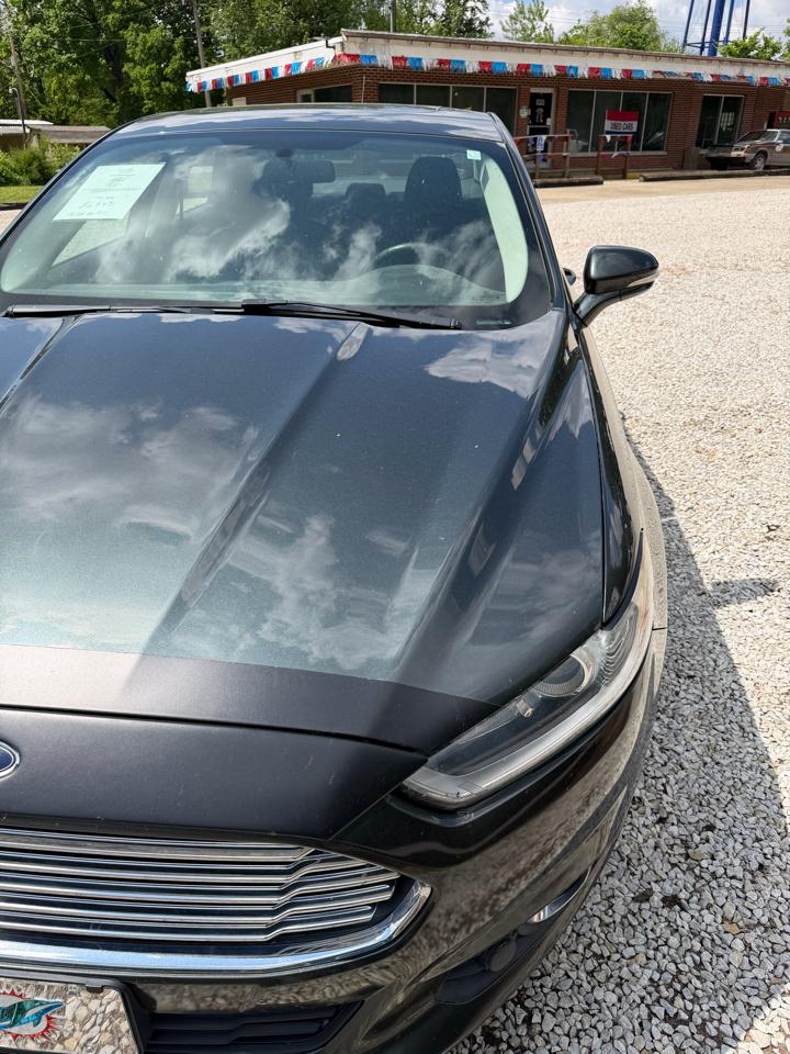 Ford Fusion SE 2015