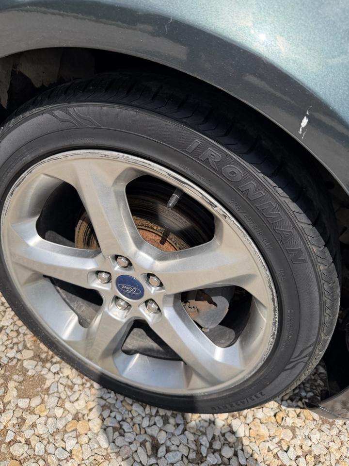Ford Fusion SE 2015