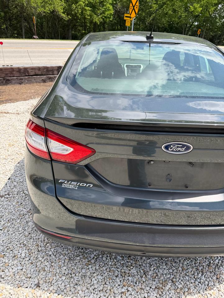 Ford Fusion SE 2015