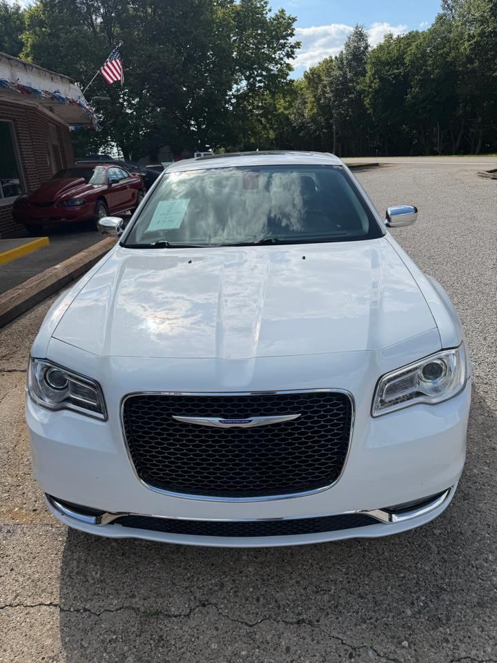 Chrysler 300 Limited RWD 2020