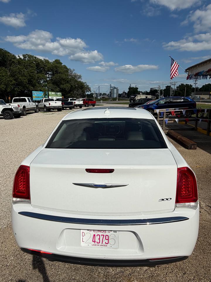 Chrysler 300 Limited RWD 2020