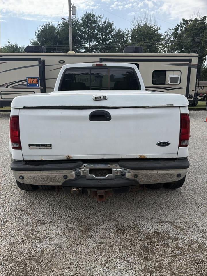Ford F-350 SD XL Crew Cab 4WD DRW 2005