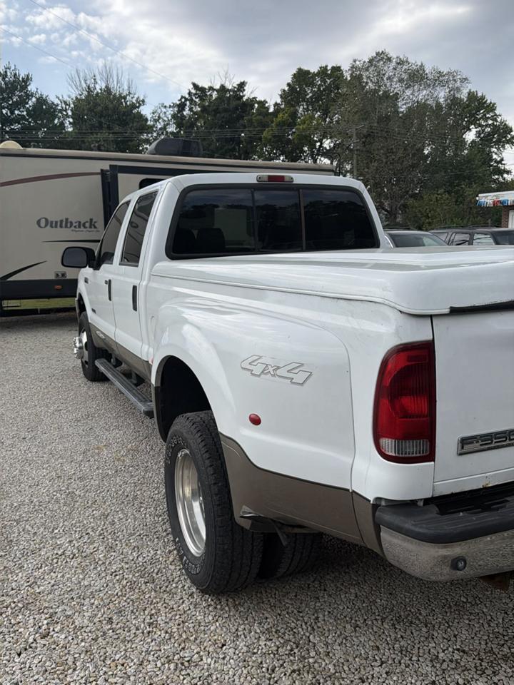 Ford F-350 SD XL Crew Cab 4WD DRW 2005