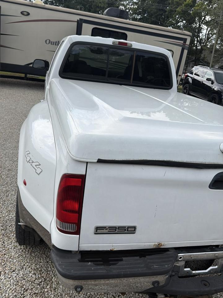 Ford F-350 SD XL Crew Cab 4WD DRW 2005