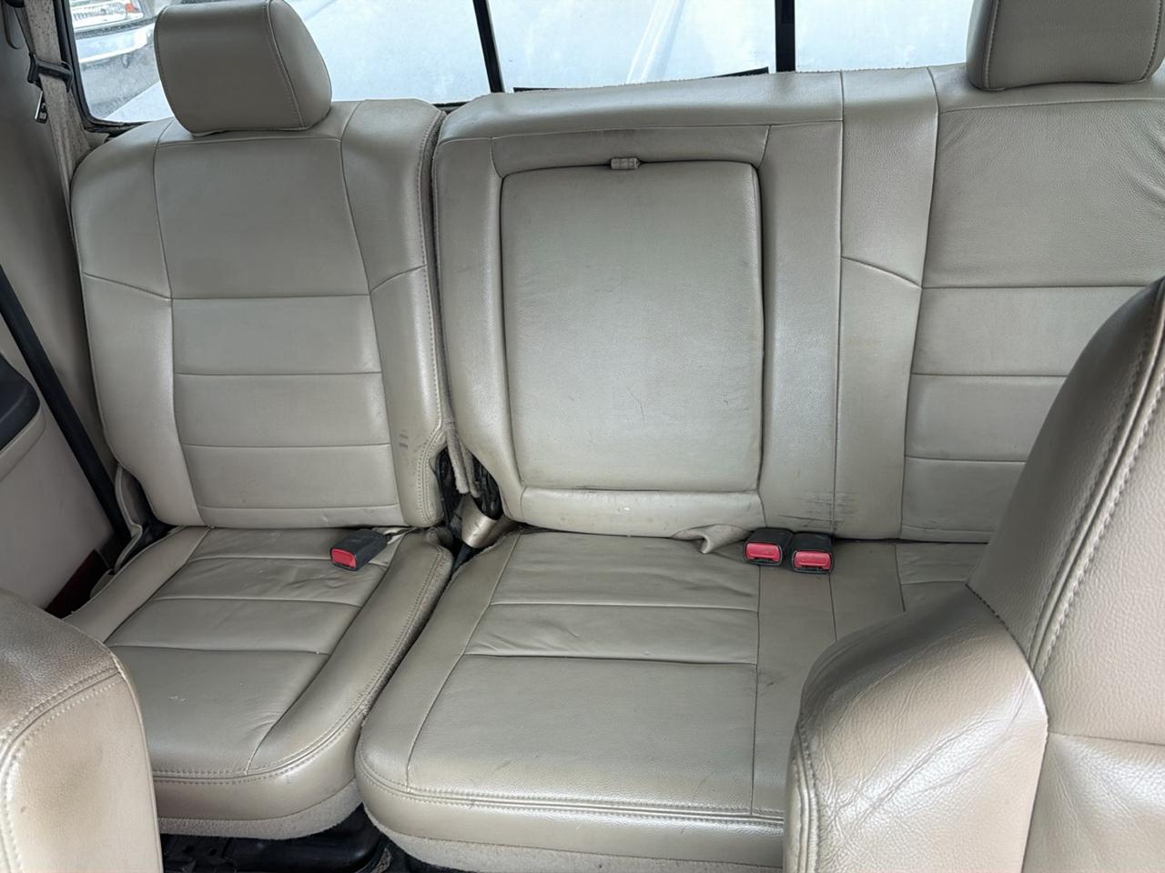 Ford F-350 SD XL Crew Cab 4WD DRW 2005