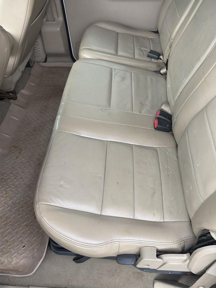Ford F-350 SD XL Crew Cab 4WD DRW 2005
