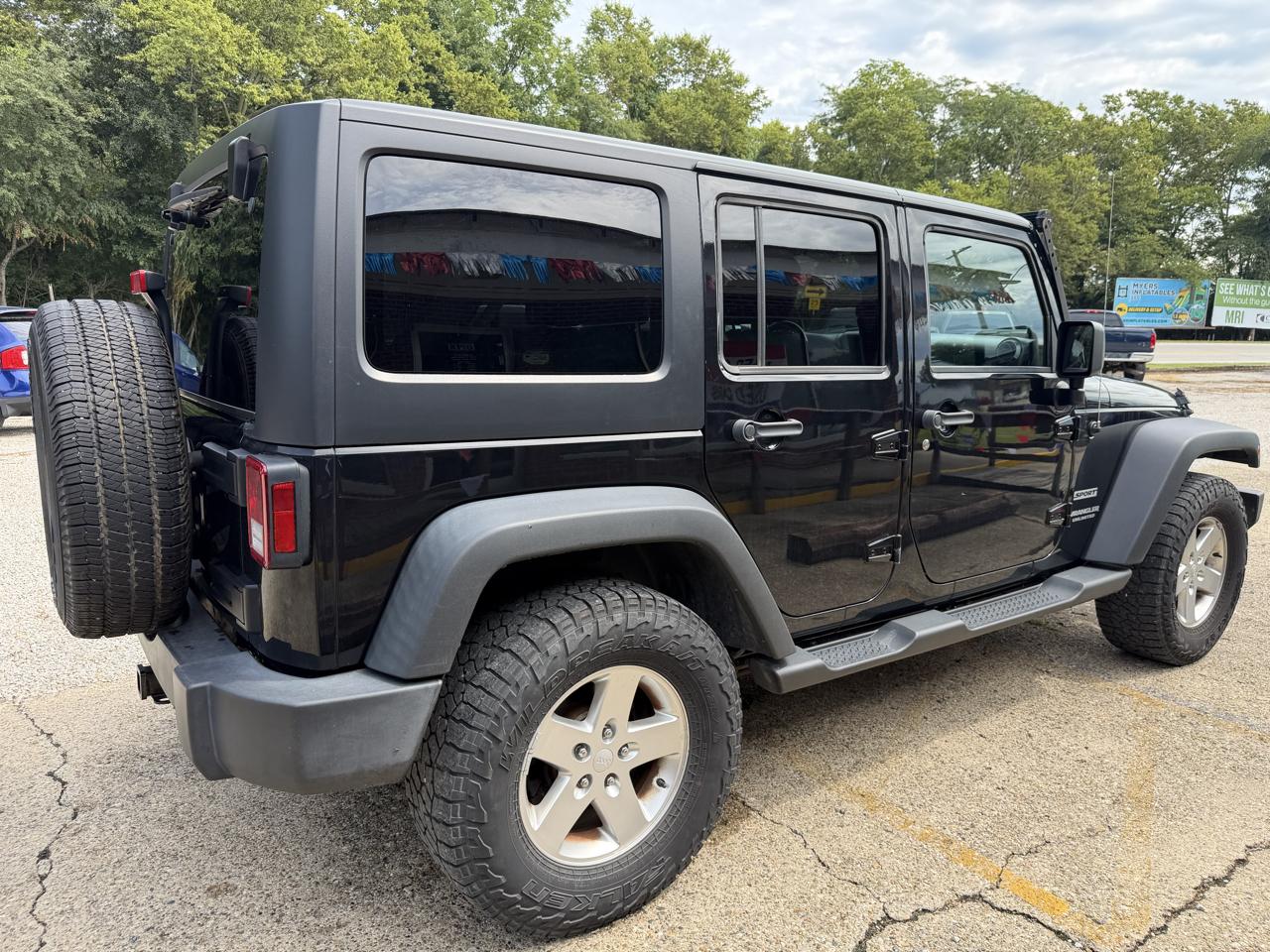 Jeep Wrangler Unlimited Sport 4WD 2014