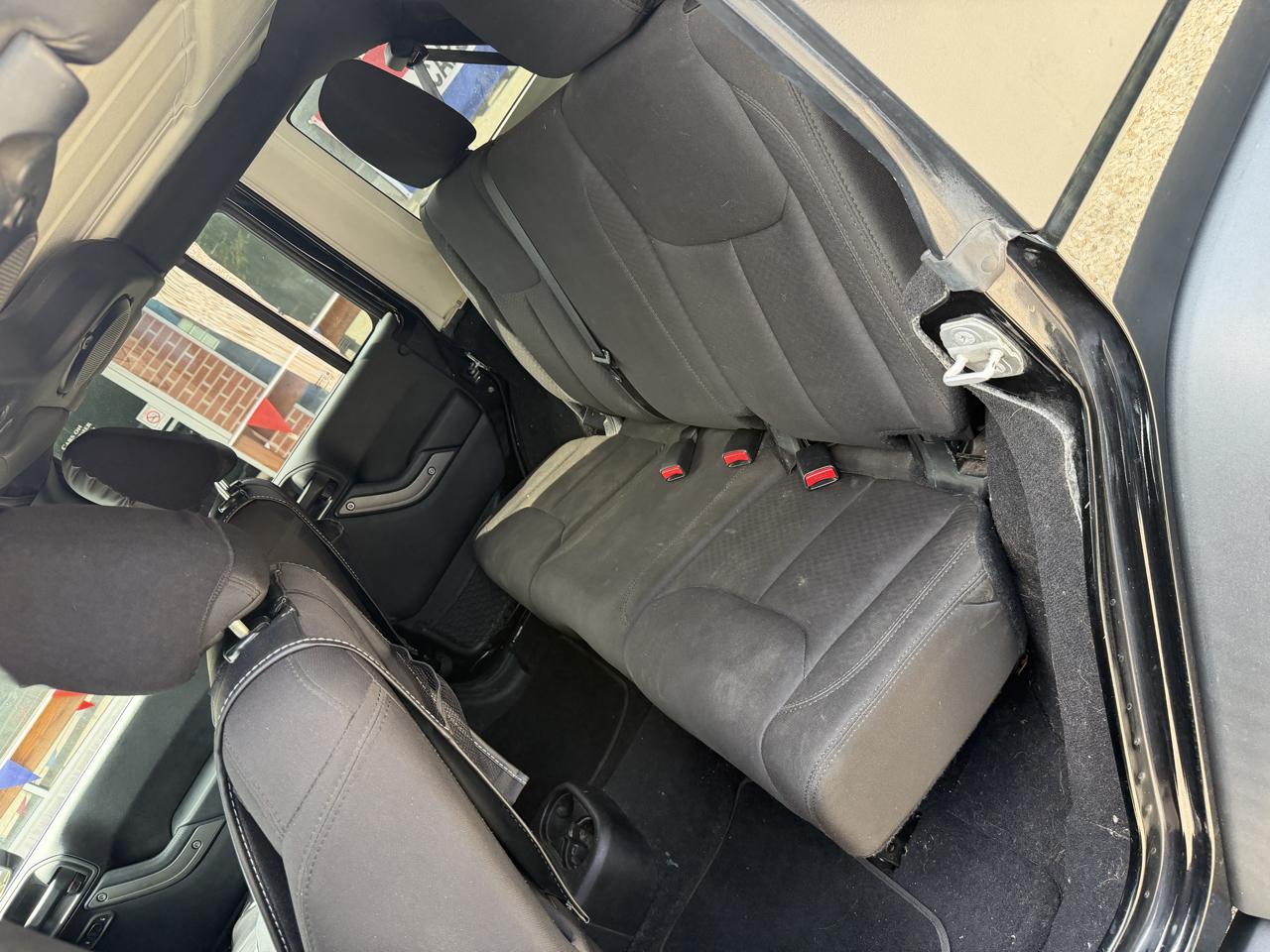Jeep Wrangler Unlimited Sport 4WD 2014