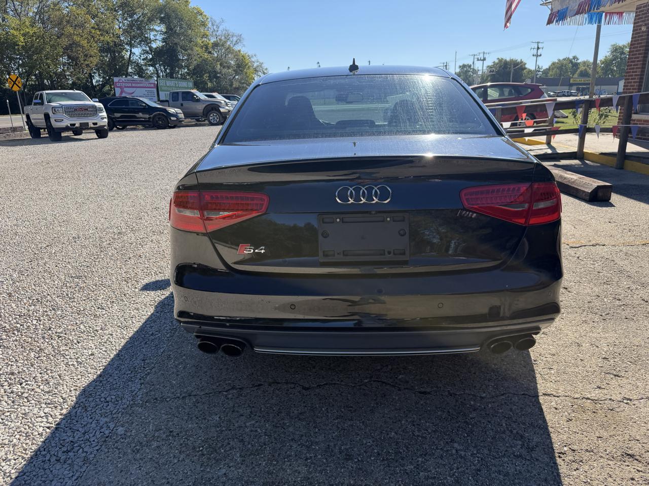 Audi S4 Sedan quattro S tronic 2013