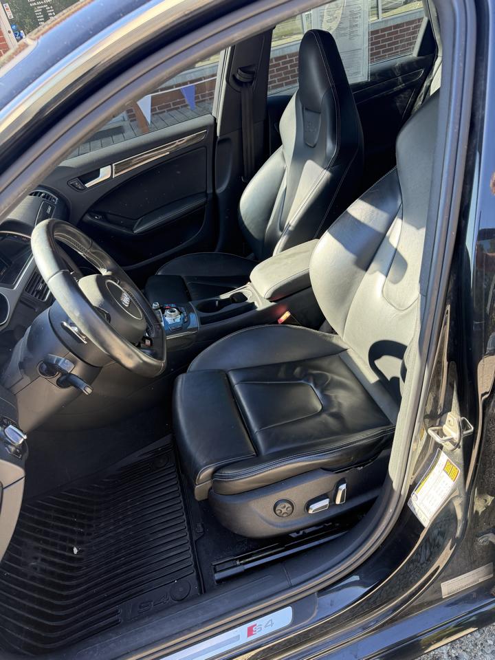 Audi S4 Sedan quattro S tronic 2013