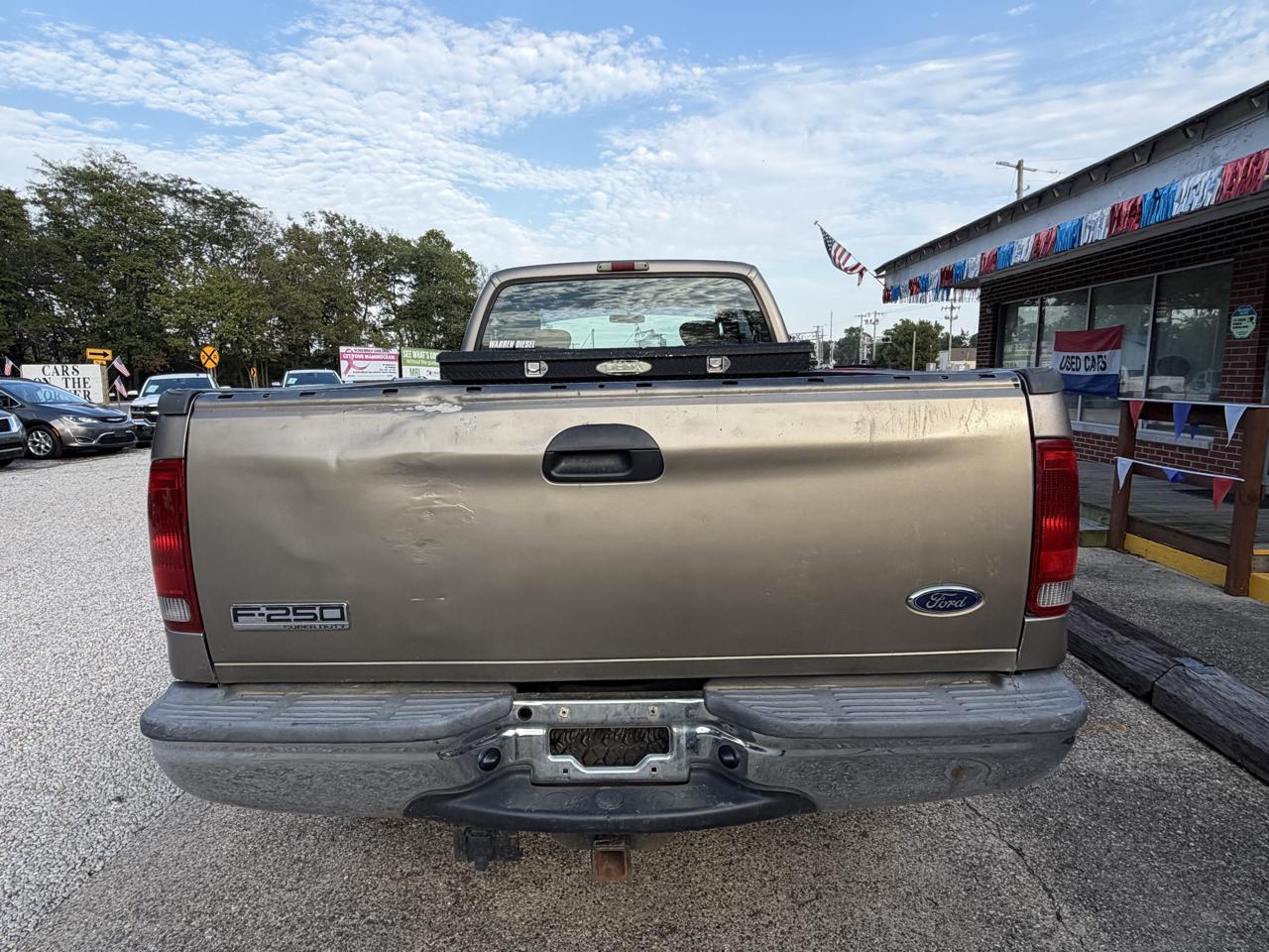 Ford F-250 SD XL SuperCab 4WD 2004