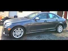 2009 Mercedes-Benz 300-Class 