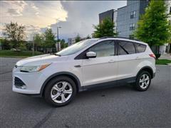 2016 Ford ESCAPE XLT 