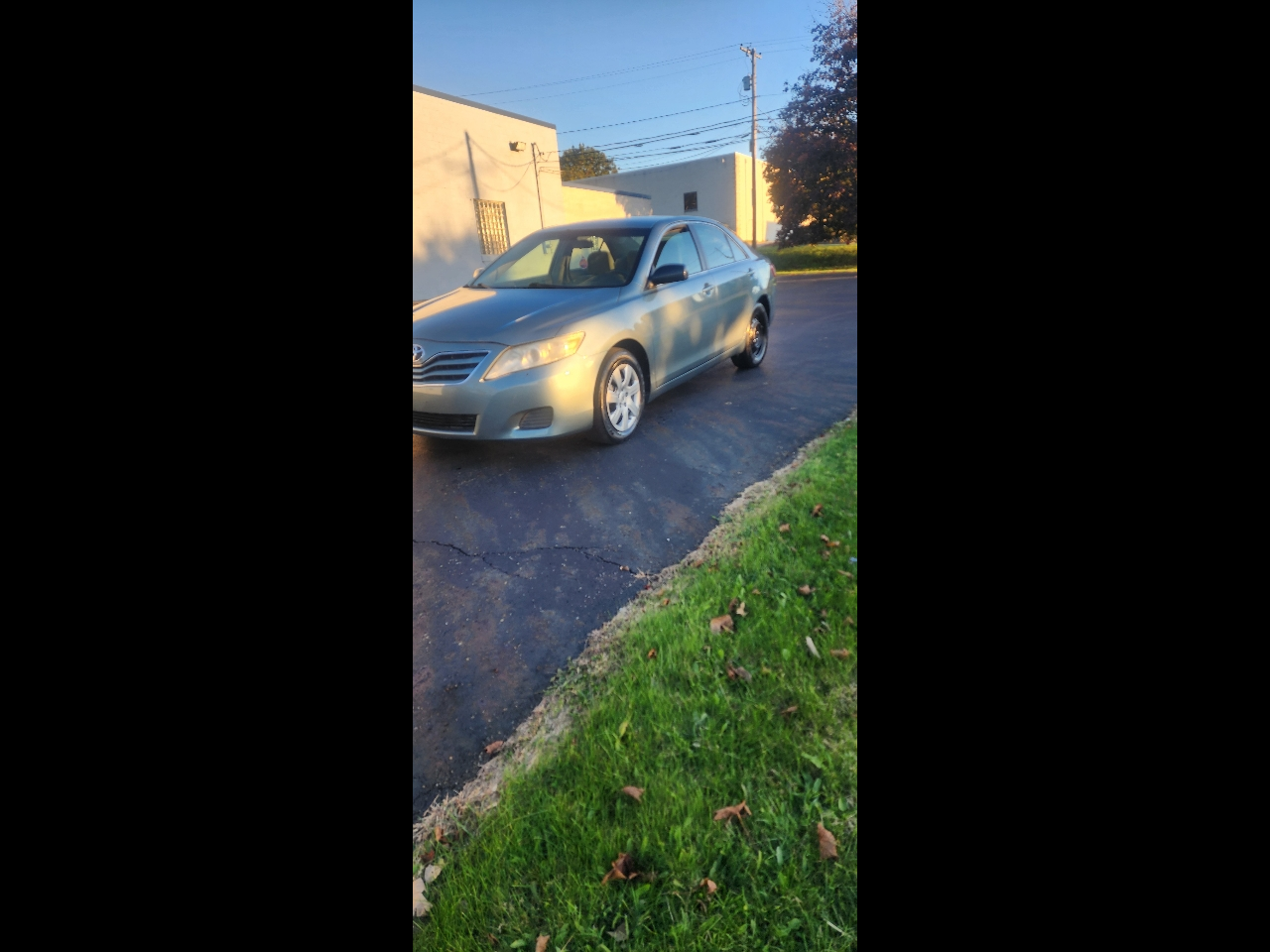 2010 Toyota Camry 4dr Sdn LE Auto