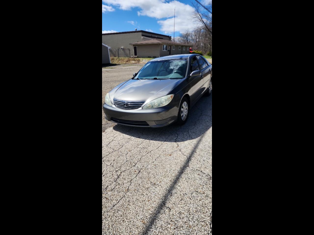 2005 Toyota Camry LE