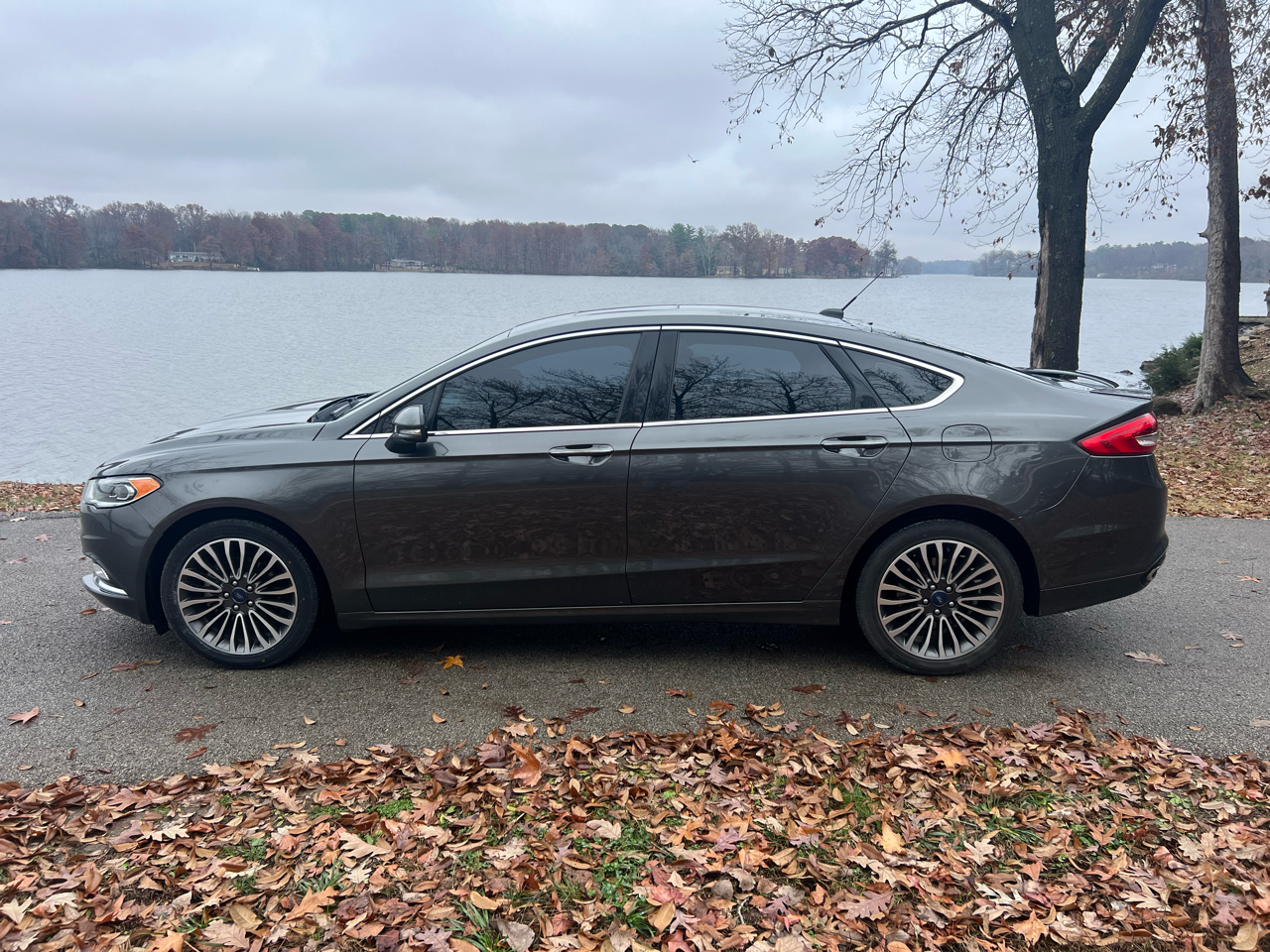2018 Ford Fusion Titanium's photo