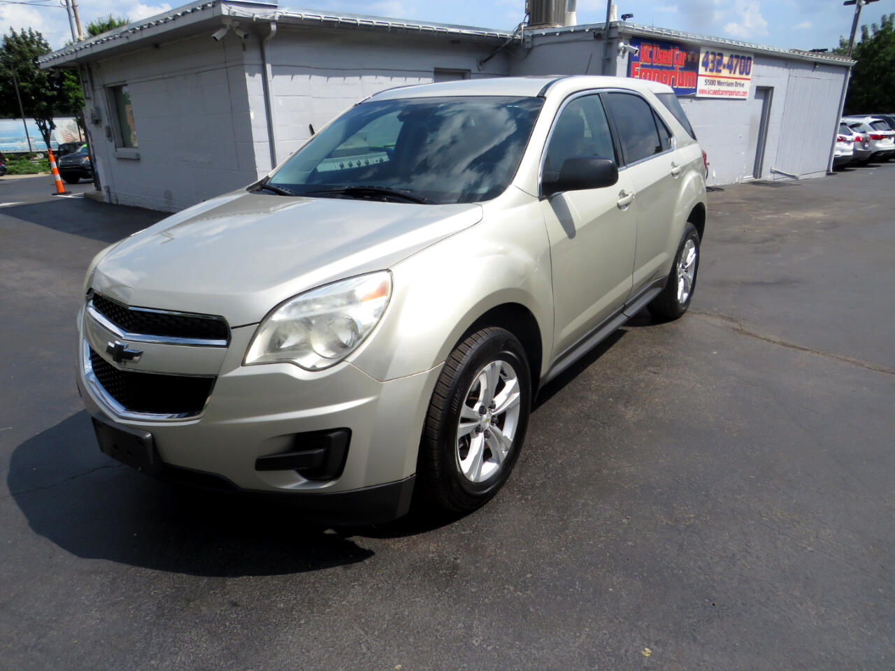 2014 Chevrolet Equinox LS photo 2
