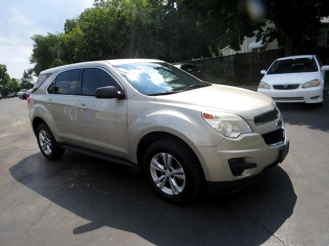 2014 Chevrolet Equinox LS photo 4